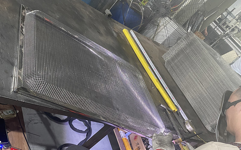 Hengshui Qualified Filter Screen Co., Ltd.