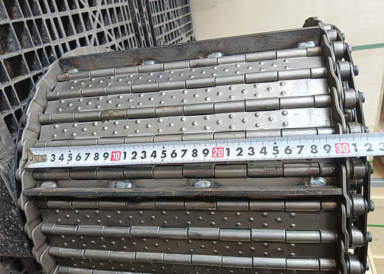 Pinggang Konveyor Steel Belt Apron Plate Chip Metal Conveyor Belt Untuk Transportasi