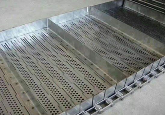 Kelas Makanan Disesuaikan 304 Ss Wire Mesh Conveyor Belt Untuk Produksi Roti